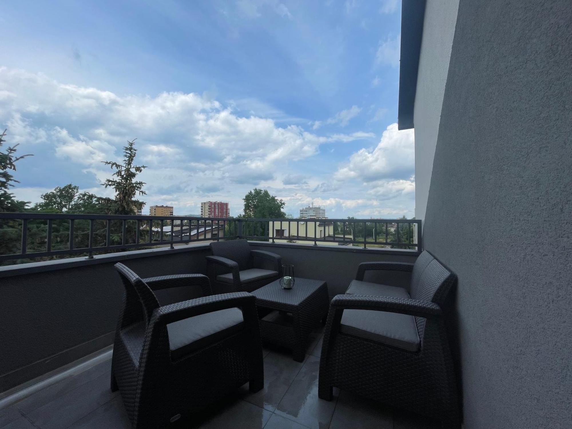 Near Sanktuarium Beautiful View And Free Parking Apartment Krakow Ngoại thất bức ảnh