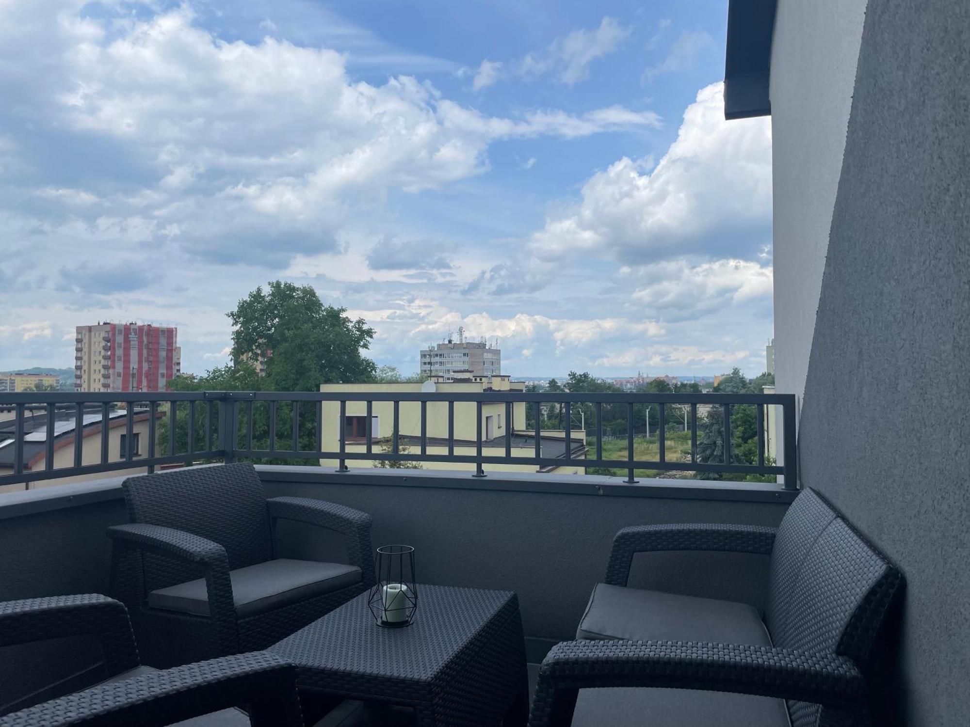 Near Sanktuarium Beautiful View And Free Parking Apartment Krakow Ngoại thất bức ảnh